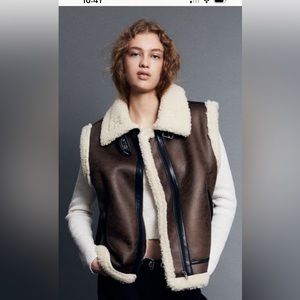 NWT) H&M faux fur vest S